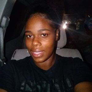 Meet your Posher, Lakeisha